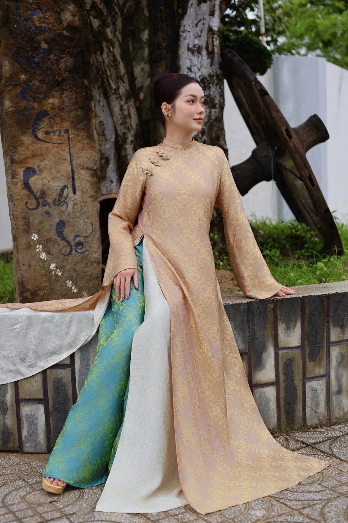 Áo dài Tơ Tằm Nha Xá