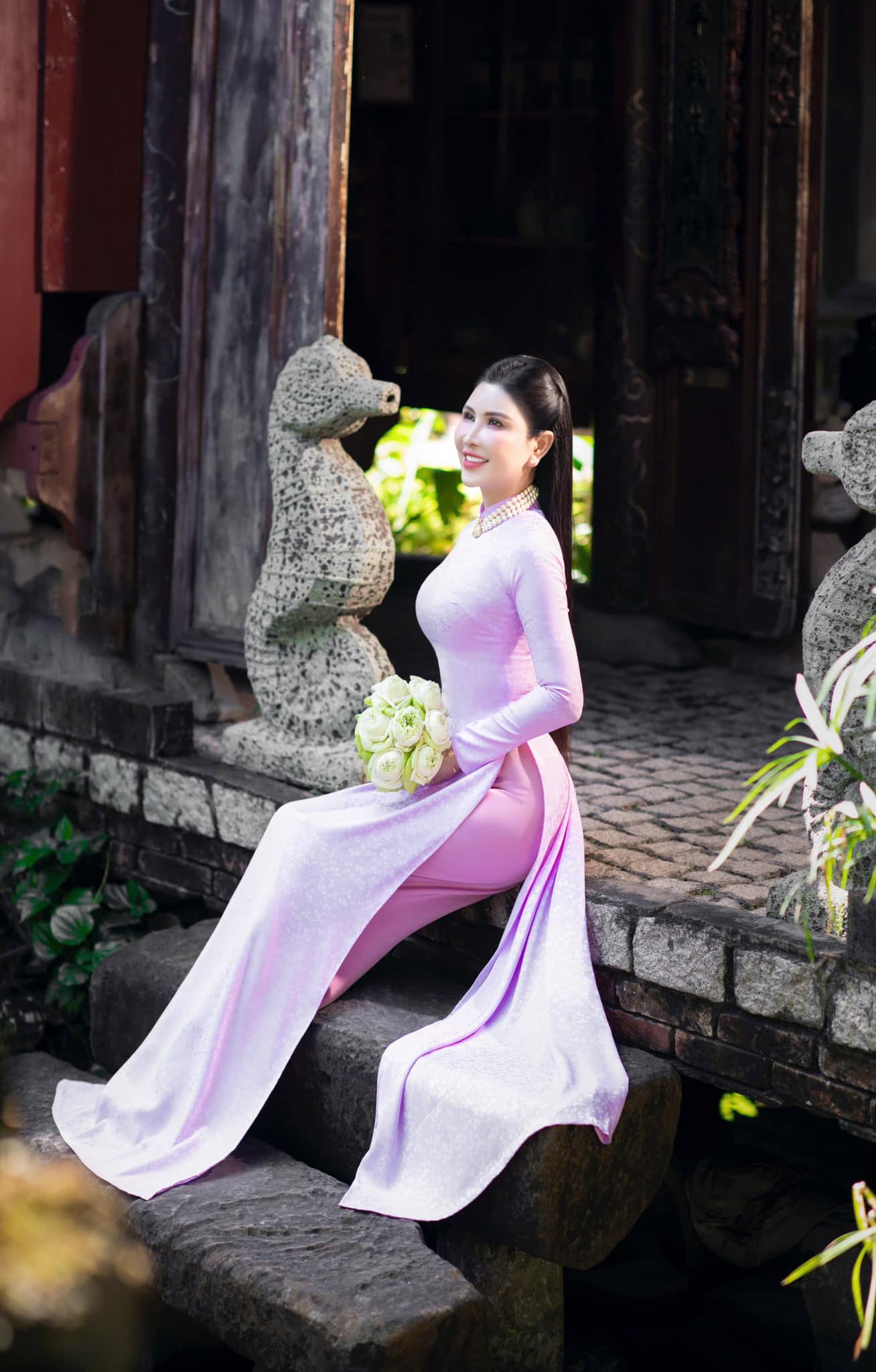 Áo dài truyền thống